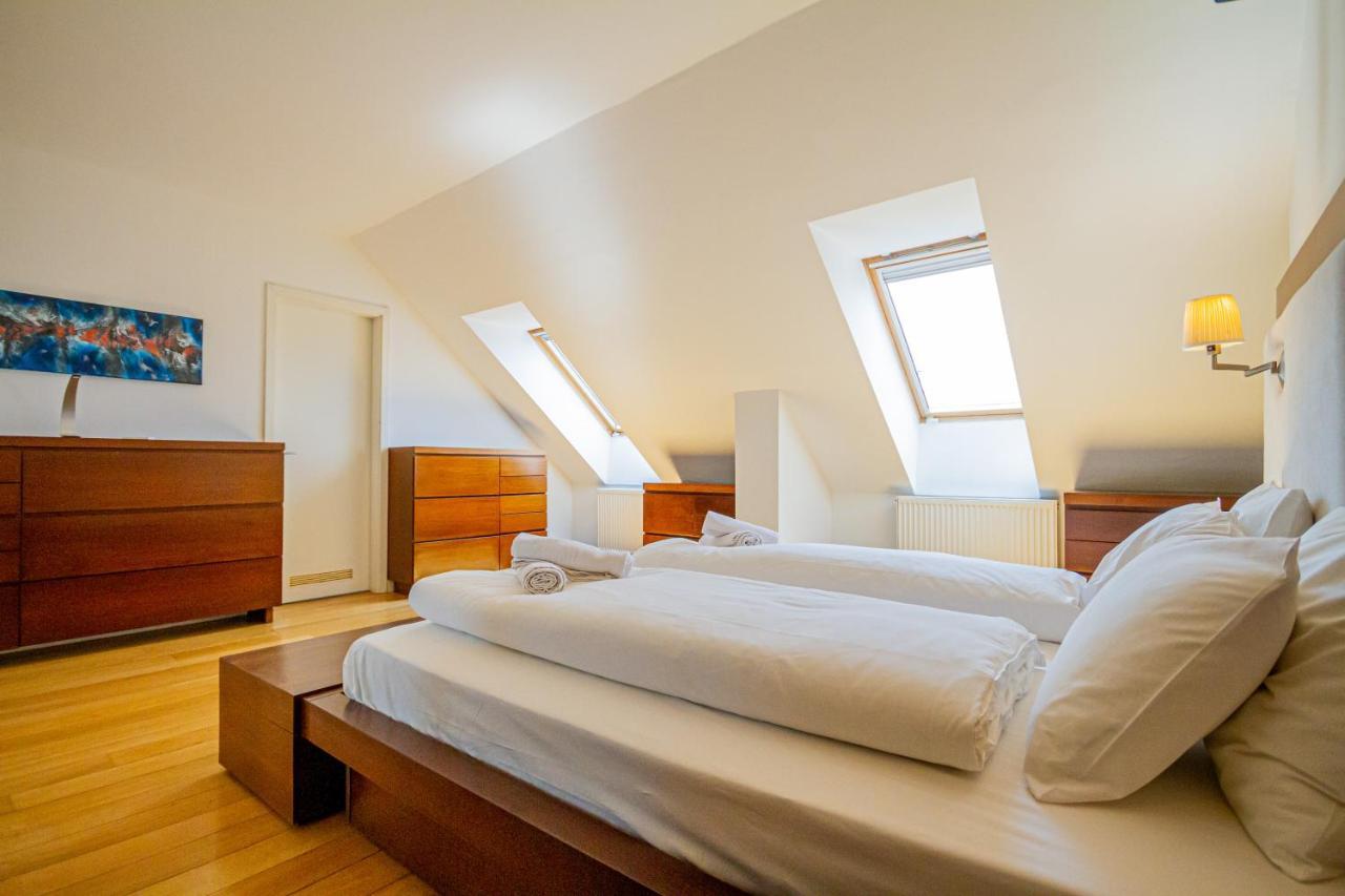Luxury With Balcony In Downtown Apartment Budapest
