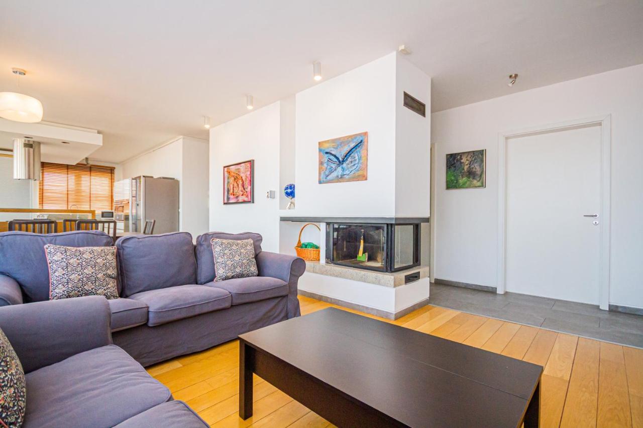 Apartment Luxury With Balcony In Downtown Budapest
