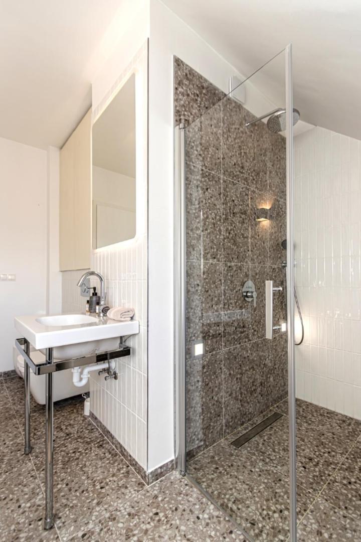 Luxury With Balcony In Downtown Apartment Budapest